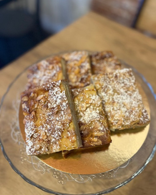 Clafoutis aux pommes framboises